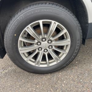 2018 Cadillac XT5 LUXURY — фото 19
