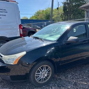 FORD FOCUS SE - 2