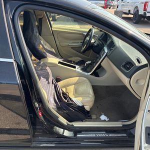 2013 Volvo S60 T5 thumbnail 33