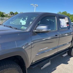 صورة 2 لـ 2022 Toyota TACOMA TRD OFF-ROAD