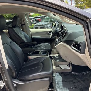 صورة مصغرة 31 لـ 2023 Chrysler PACIFICA TOURING L