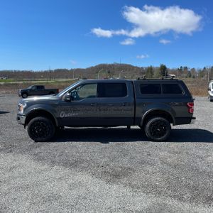 FORD F-150 LARIAT - 3