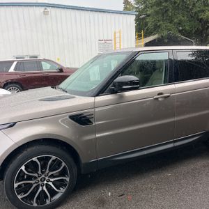 صورة 2 لـ 2022 LAND Rover RANGE ROVER SPORT SE