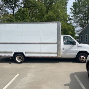 Ford E-Series Cutaway - 10