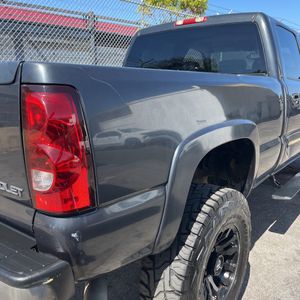 2005 Chevrolet SILVERADO 2500HD LS 缩略图 61