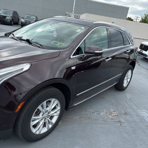 2021 Cadillac XT5 LUXURY — фото 2