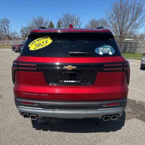 CHEVROLET TRAVERSE LT - 7