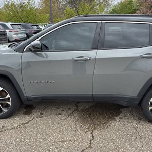 JEEP COMPASS - 4