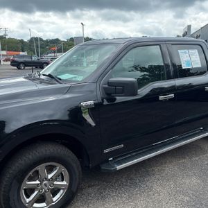 صورة 2 لـ 2025 FORD F-150 XLT