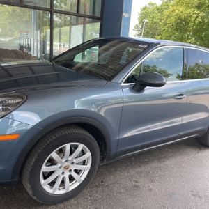 صورة 2 لـ 2019 Porsche CAYENNE S