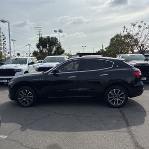 MASERATI LEVANTE S - 3
