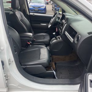 2017 JEEP COMPASS LATITUDE — миниатюра 33