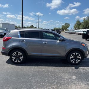 KIA SPORTAGE - 10