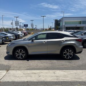 صورة 3 لـ 2022 Lexus RX 350 BASE