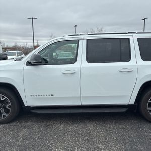 JEEP WAGONEER L SERIES III - 4