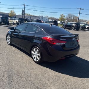 HYUNDAI ELANTRA LIMITED - 5