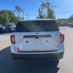 FORD EXPLORER ST - 7