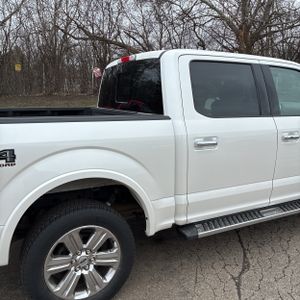 Ford F-150 Lariat - 9