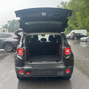 2015 JEEP RENEGADE TRAILHAWK 4D SUV 4WD thumbnail 40