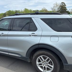 FORD EXPLORER ACTIVE - 6