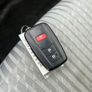 صورة مصغرة 54 لـ 2017 Toyota PRIUS THREE