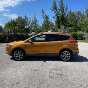 FORD ESCAPE TITANIUM - 3