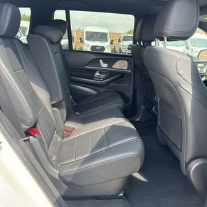 2025 Mercedes-BENZ GLS 缩略图 35