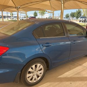 2012 Honda CIVIC LX 照片 9