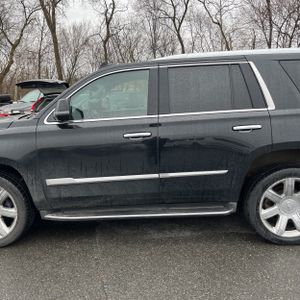 CADILLAC ESCALADE LUXURY - 4