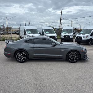 FORD MUSTANG GT - 10