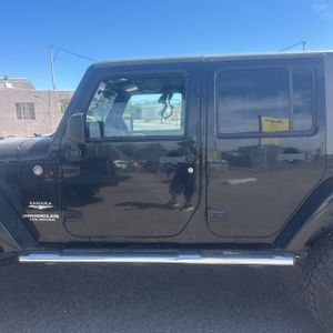 JEEP WRANGLER UNLIMITED SAHARA - 4