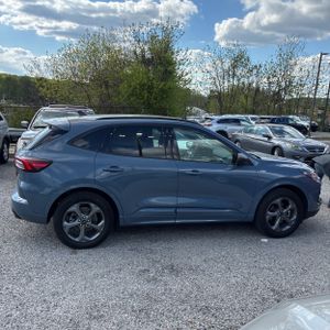 FORD ESCAPE ST-LINE - 9