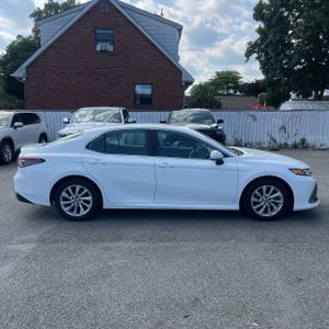 2021 Toyota CAMRY LE 照片 10