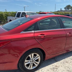 HYUNDAI SONATA GLS - 9