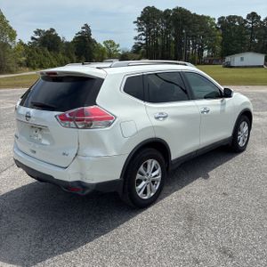 NISSAN ROGUE SV - 8