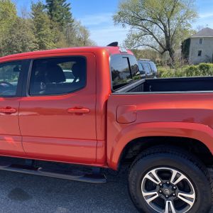 TOYOTA TACOMA TRD SPORT - 5