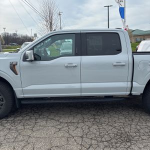FORD F-150 TREMOR - 4