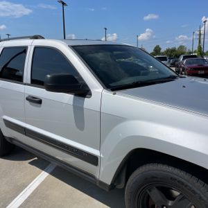 صورة 13 لـ 2006 JEEP GRAND CHEROKEE LAREDO