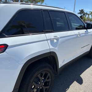 JEEP GRAND CHEROKEE ALTITUDE 4X4 - 9