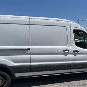 FORD TRANSIT 250 - 9