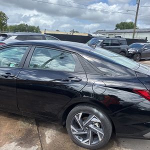 HYUNDAI ELANTRA SEL SPORT - 6