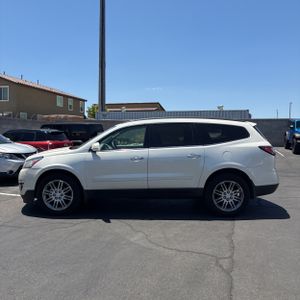 2015 Chevrolet TRAVERSE LT — фото 3