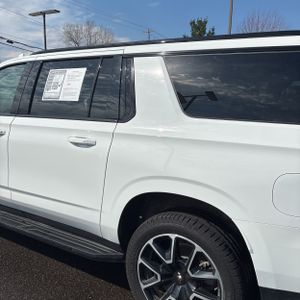 CHEVROLET SUBURBAN RST - 6