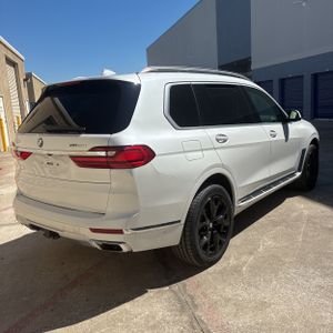 BMW X7 XDRIVE50I - 8