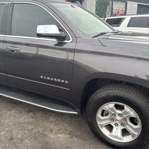 CHEVROLET SUBURBAN LTZ - 10