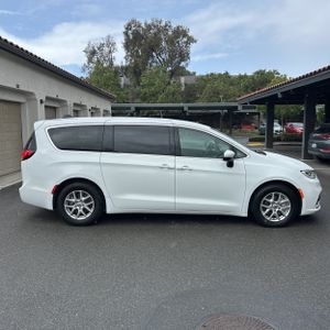 CHRYSLER PACIFICA TOURING L - 10