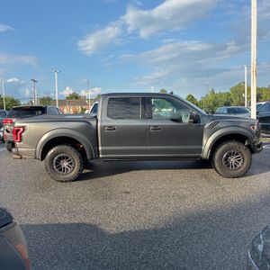 صورة 10 لـ 2019 FORD F-150 RAPTOR