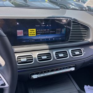 2026 Mercedes-BENZ GLE — миниатюра 38