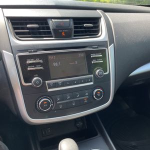 صورة مصغرة 37 لـ 2016 Nissan ALTIMA 2.5 SR