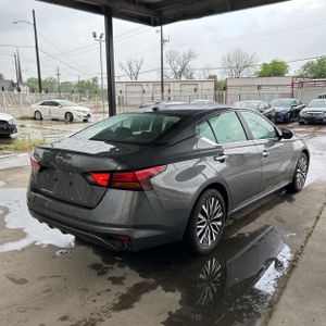 NISSAN ALTIMA SV FWD - 8